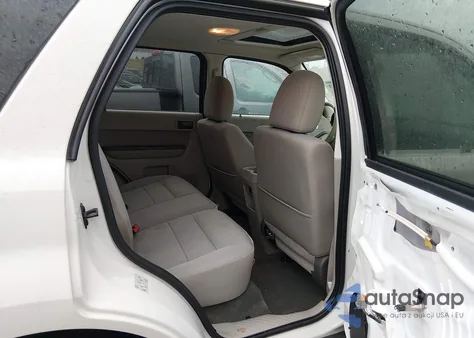 2011 Ford Escape Xlt из США, поврежденный, VIN 1FMCU9DG1BKC09182